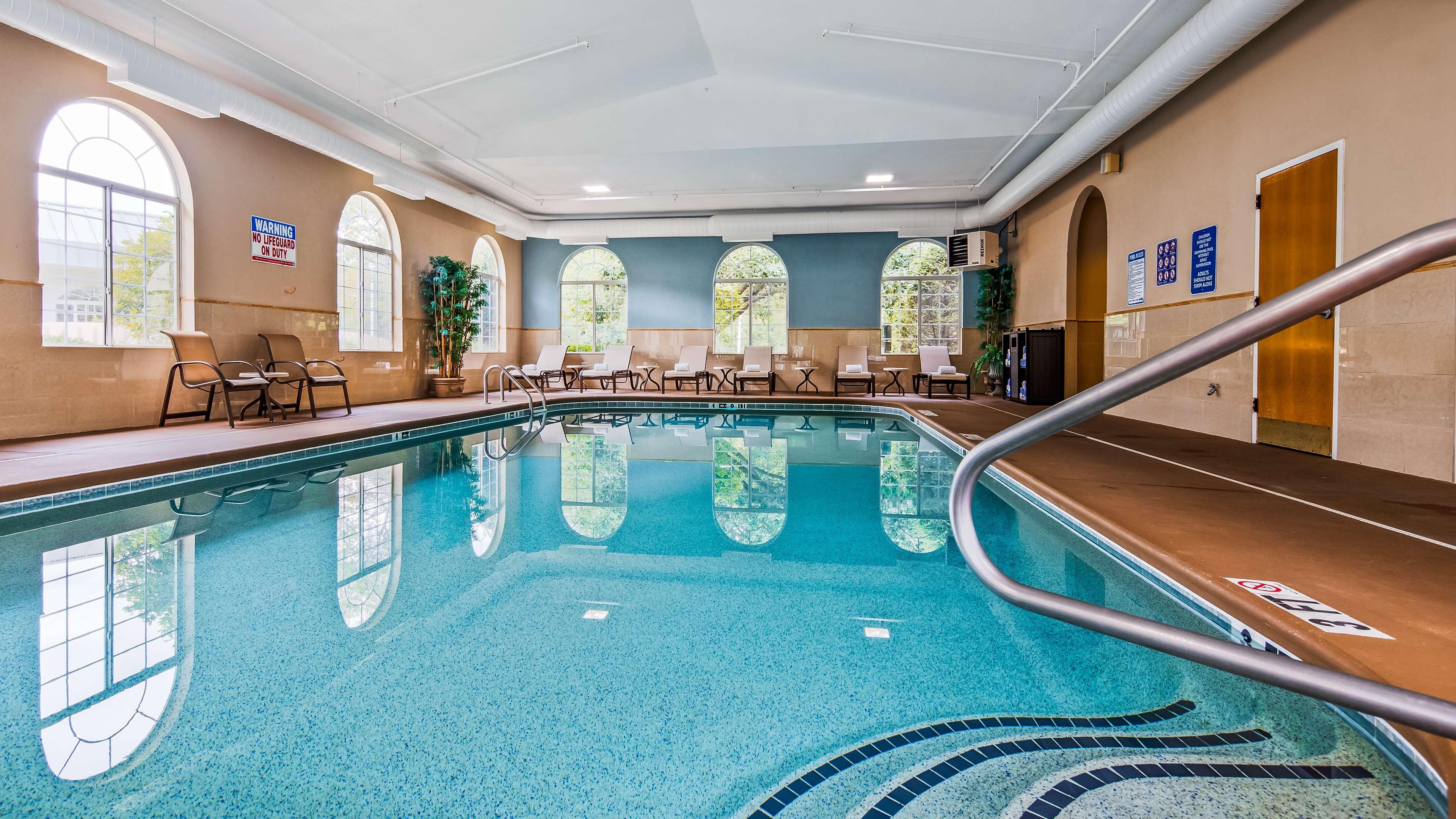 Best Western Plus River Escape Sylva / Dillsboro Exterior photo