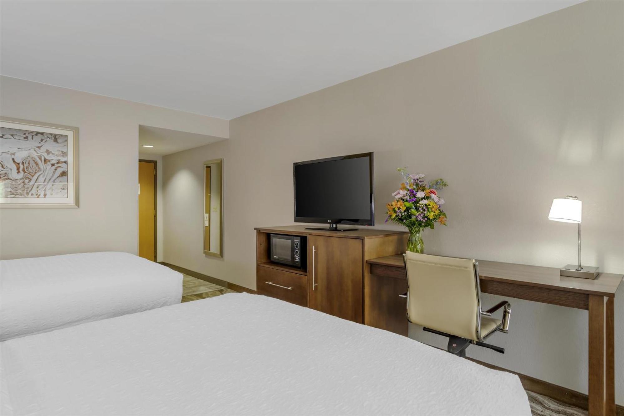 Best Western Plus River Escape Sylva / Dillsboro Exterior photo